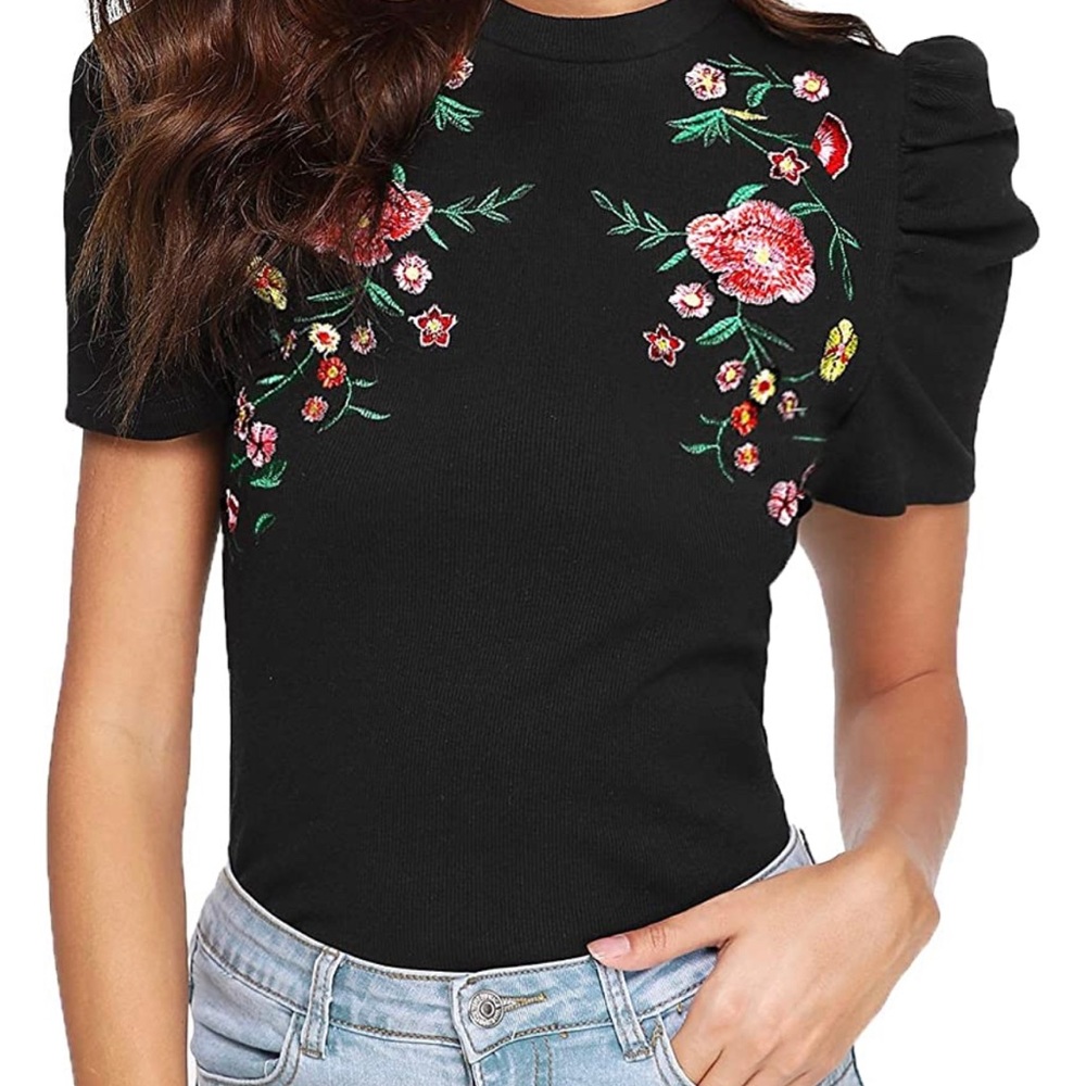 Romwe Women's Embroidered Puff Short Sleeve Embroidered Blouse Top Size M